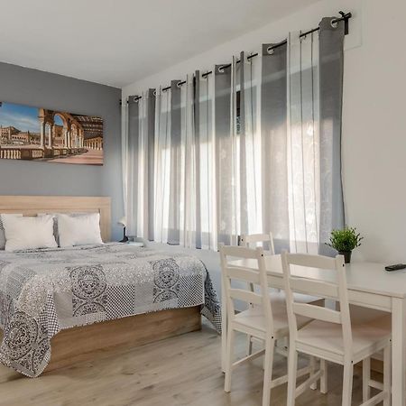 Apartment 213 Hispalis Triana Siviglia Esterno foto